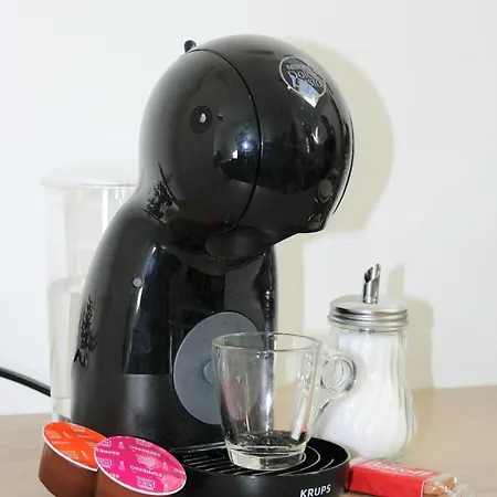 With Bedroom Near Train Station Apartament *