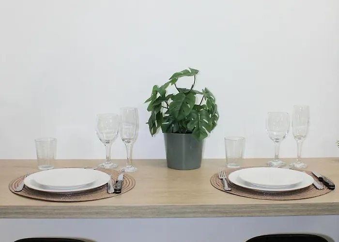 With Bedroom Near Train Station Appartement